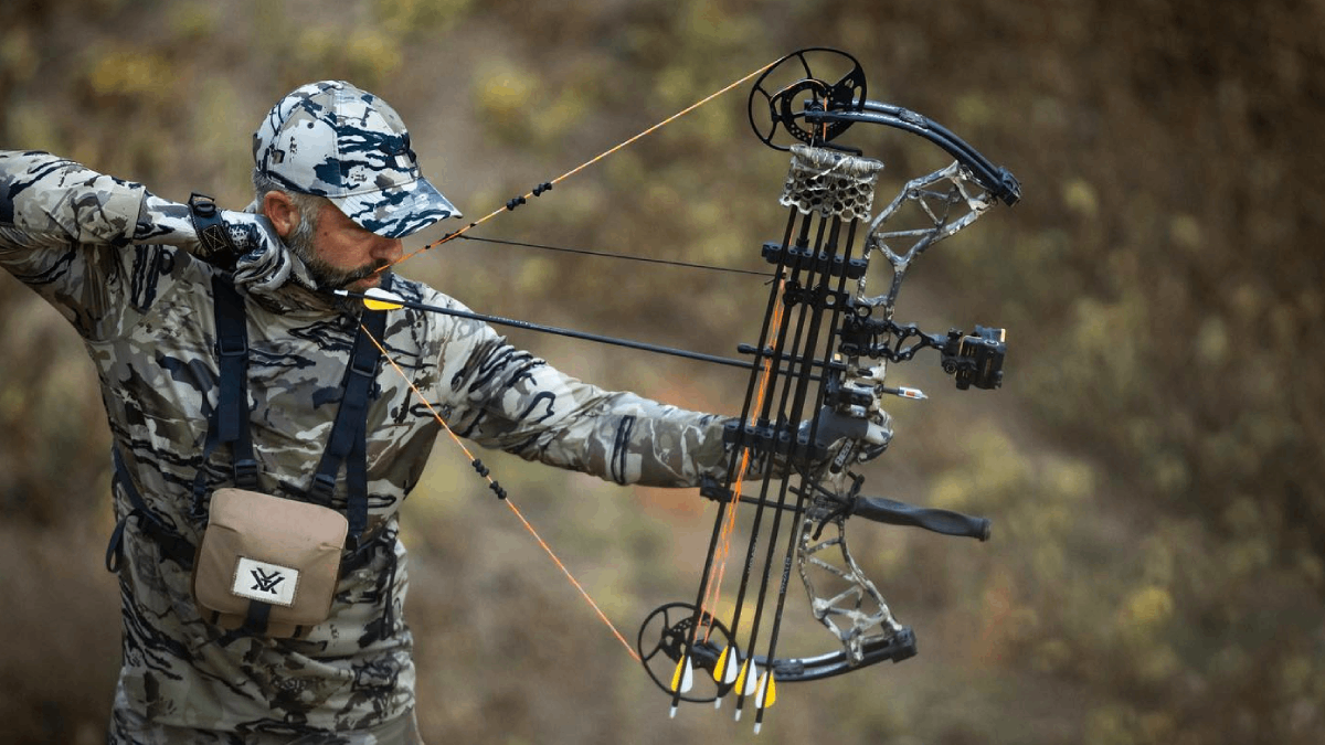 Sports - Archery -Sports - Archery Bear Archery Compound Bow